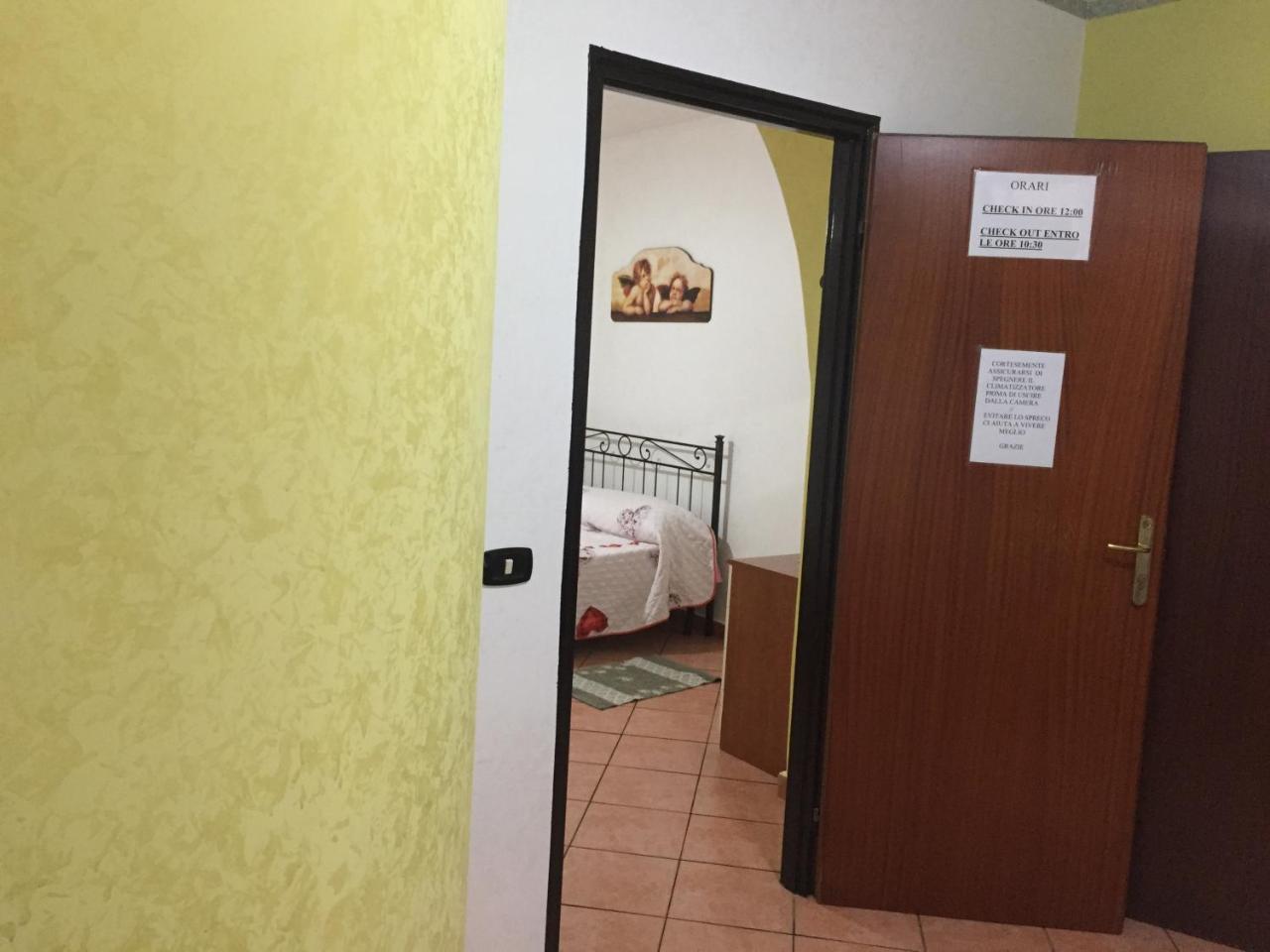 Il Normanno B&B Mileto Екстер'єр фото