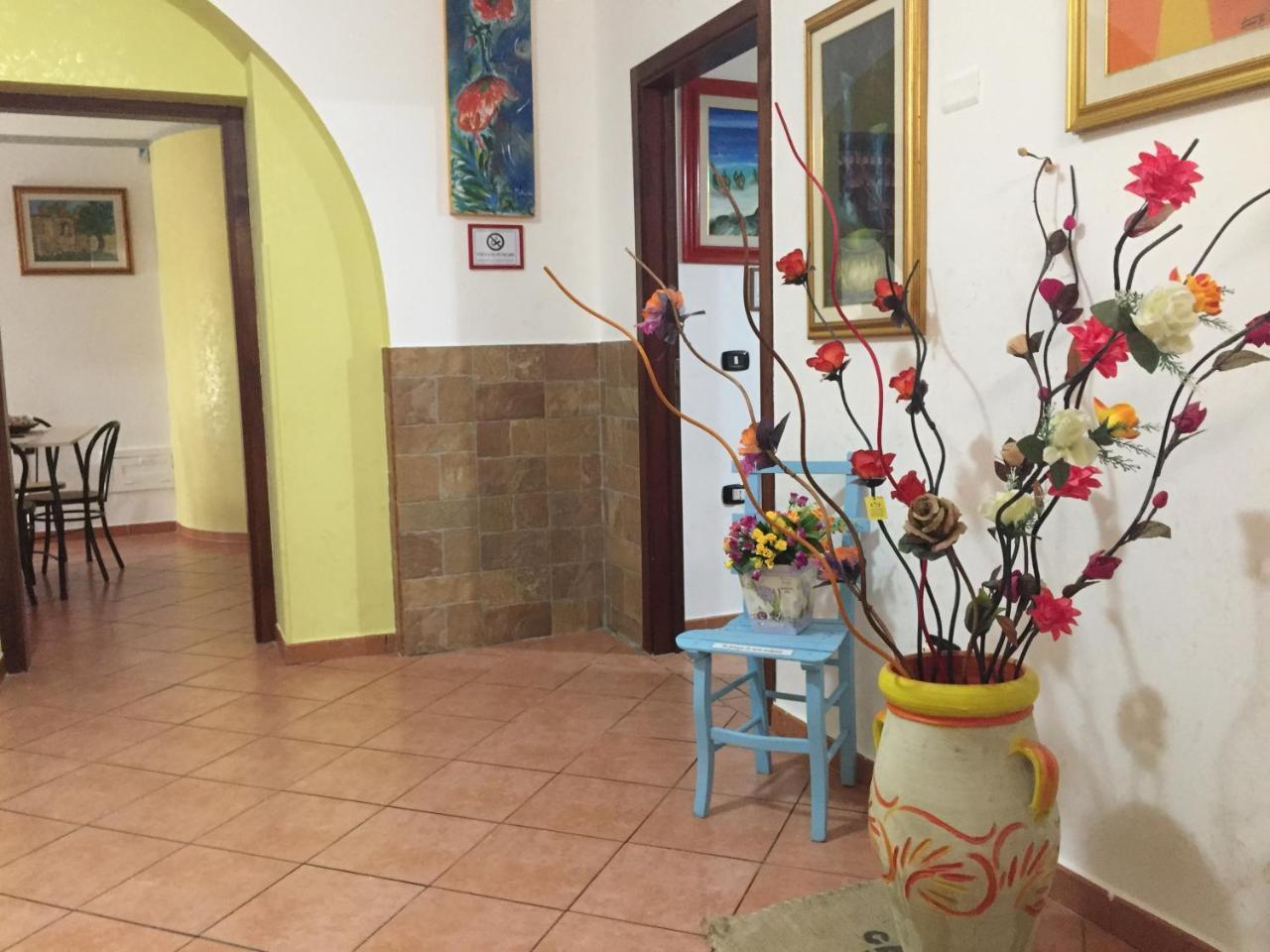Il Normanno B&B Mileto Екстер'єр фото