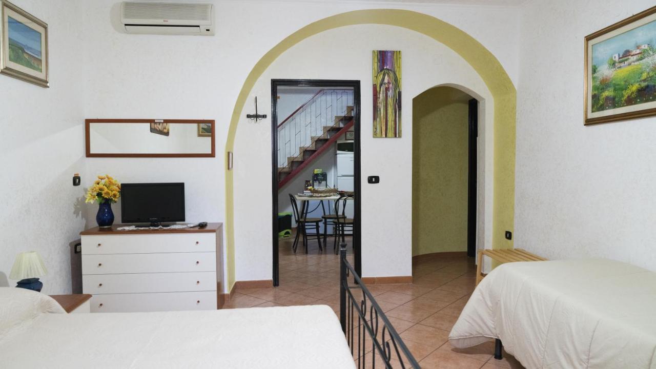 Il Normanno B&B Mileto Екстер'єр фото